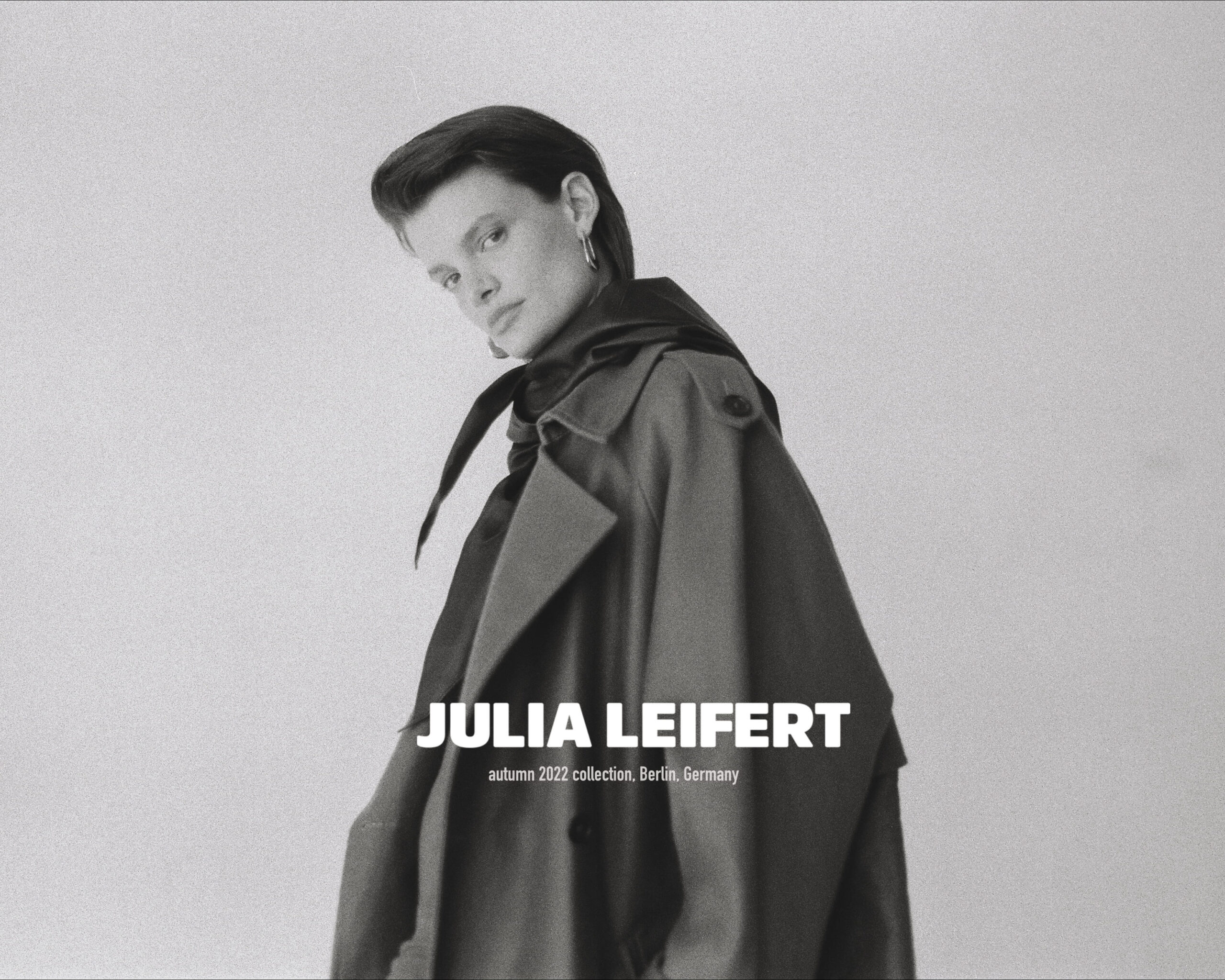 Julia Leifert — photograph 1
